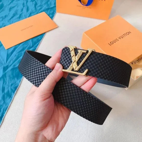 Louis Vuitton belt